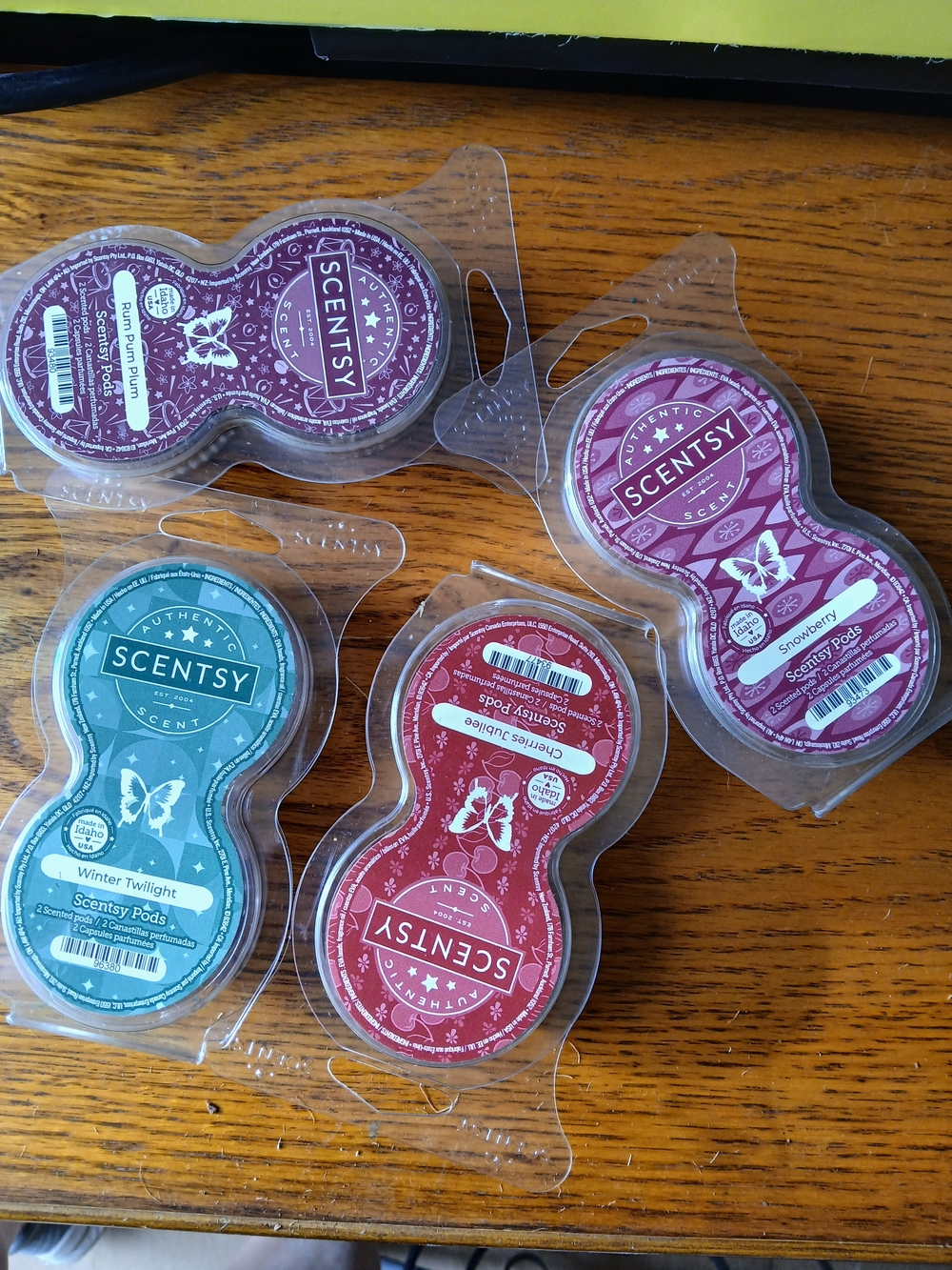 Scentsy Pods in Teal, Red and Purple Variety Pack